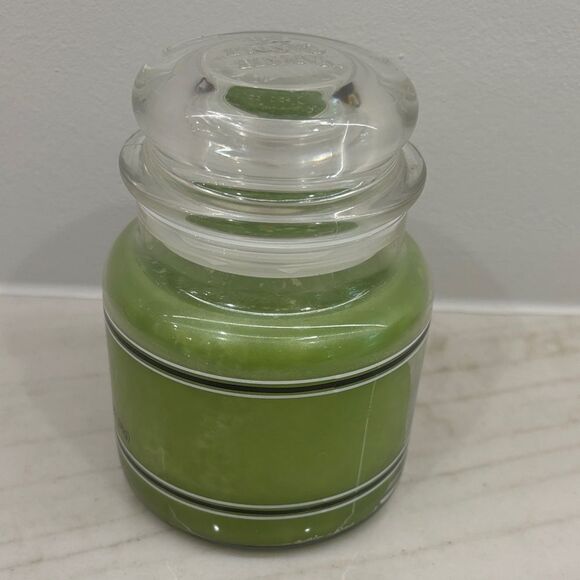 RARE Yankee Candle Black Band Strawberry Kiwi Jar 14.5 oz - Picture 3 of 6